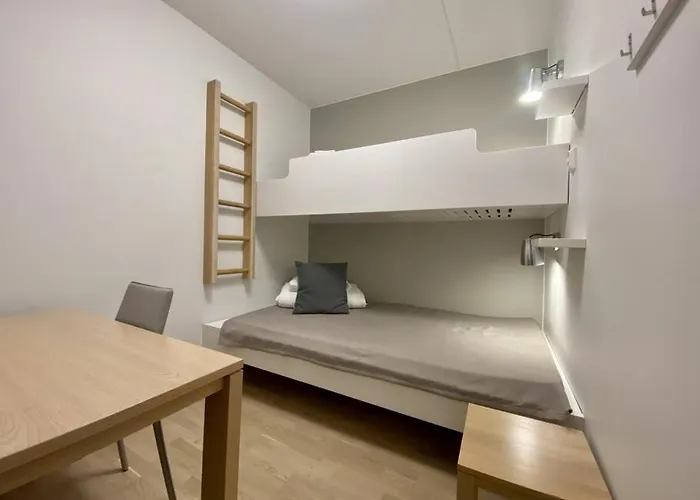 Snowfall Haven - Skiout Рука